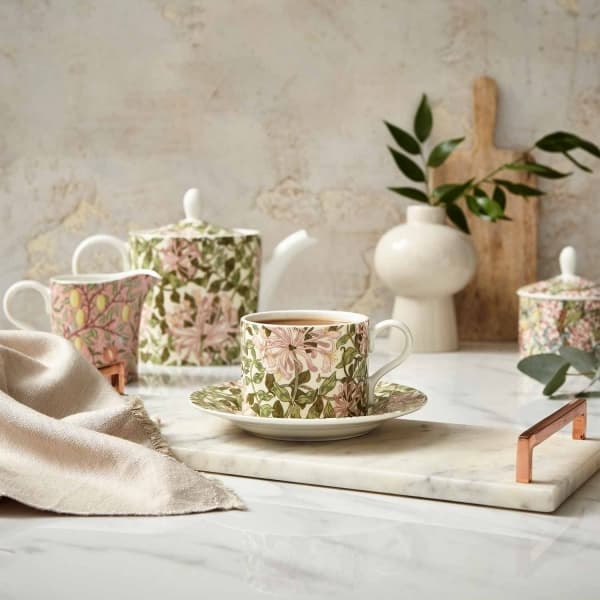 Honeysuckle Teacup & Saucer 28cl - Morris & Co