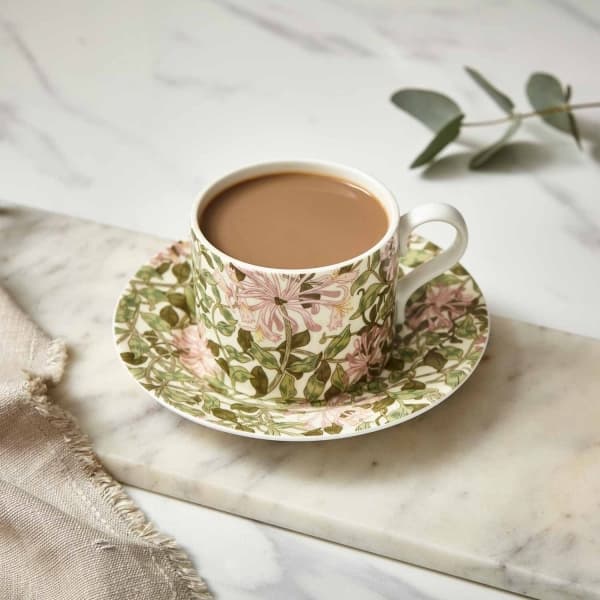 Honeysuckle Teacup & Saucer 28cl - Morris & Co