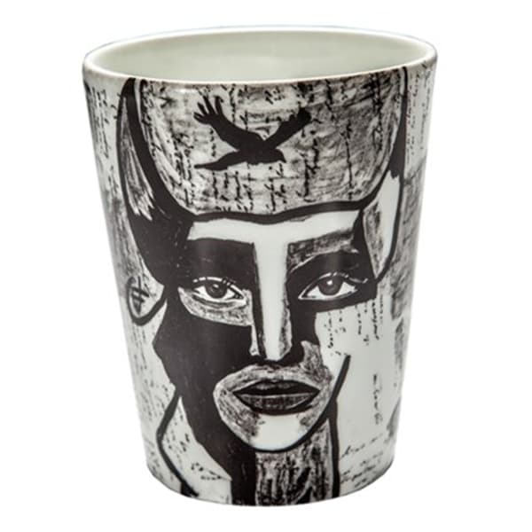Protect Me Mug, 35cl - Carolina Gynning
