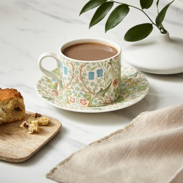 Blackthorn Teacup & Saucer 28cl - Morris & Co