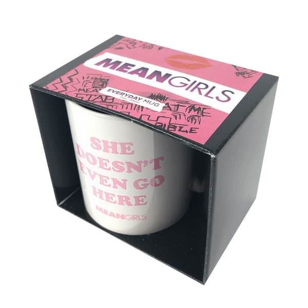 Mean Girls She Doesn´t Even Go Here Mug