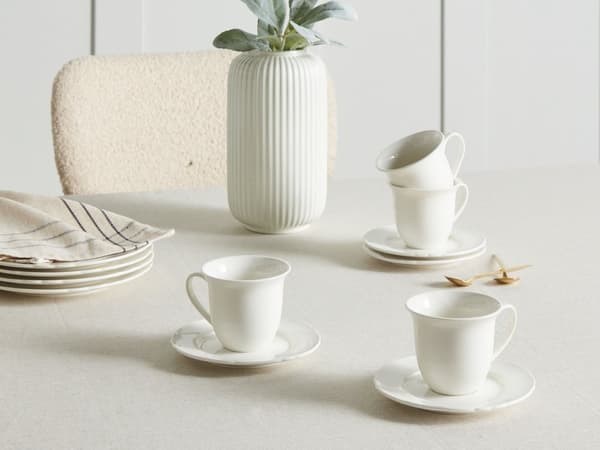 Sett med 4 kopper med skåler Hvit Porselen Blank finish Servise for 4 personer Kaffekopp Tekopp