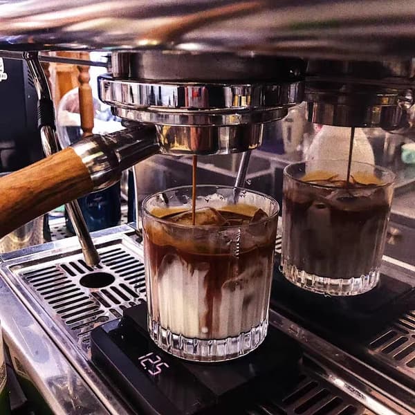 Kristallglas för Mocha Latte - Elegant Design för Kaffeälskare