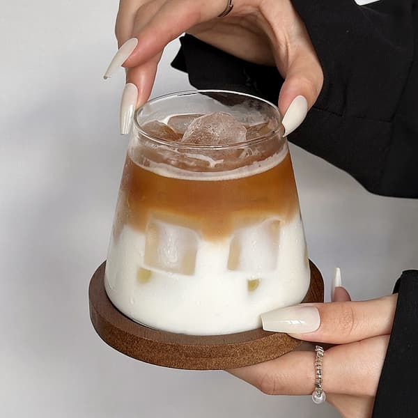 Glasbehållare med Träfot - Minimalistisk och Elegant Design