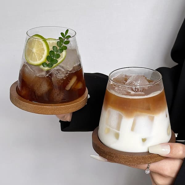 Glasbehållare med Träfot - Minimalistisk och Elegant Design