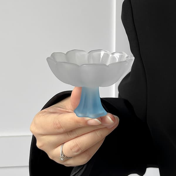 Kirkas ylellinen tyyli himmeä sininen Lotus High Glass Teekuppi / Vesilasi / Viinilasi Kaksiosainen setti, Niche High Value Choice