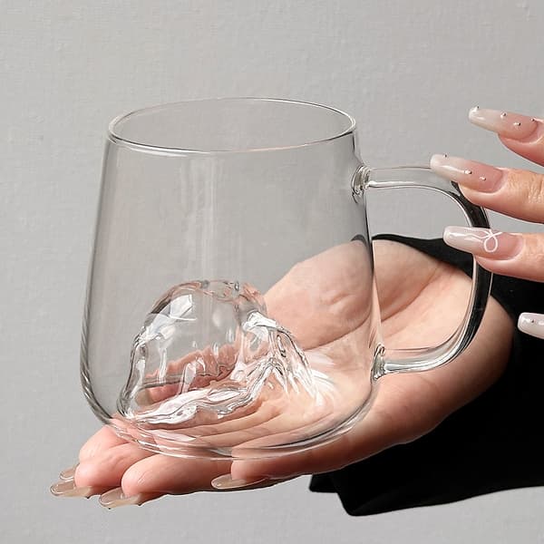 Mountain Gazing varmebestandigt glas, stilfuldt og kreativt vandglas