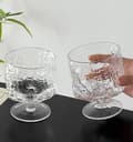 Miniatyrbillede 6 af 6: Glas med hammermønster og fod, raffineret drikkekop med en dejlig fornemmelse