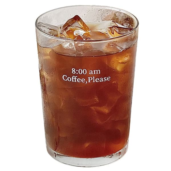 Glaskrus til iskaffe med tryk "8:00 am Coffee, Please"