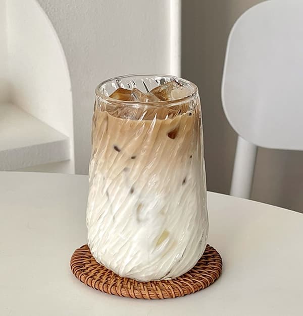 Transparent Glasmugg med Barkm枚nster och Rostfritt St氓lskiva