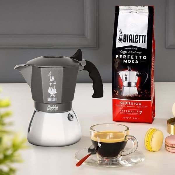 Italiensk kaffebryggare BIALETTI - BRIKKA - Induktion 4 koppar