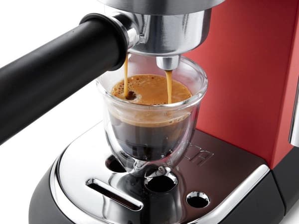 De'Longhi Dedica Style EC685.R - Stempelmaskine - Rød
