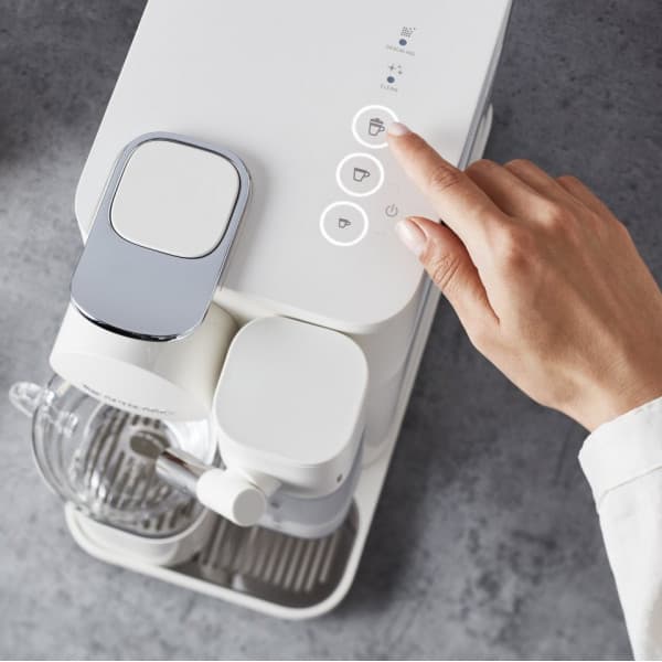 Nespresso Lattissima One Evo -kapselmaskin, vit