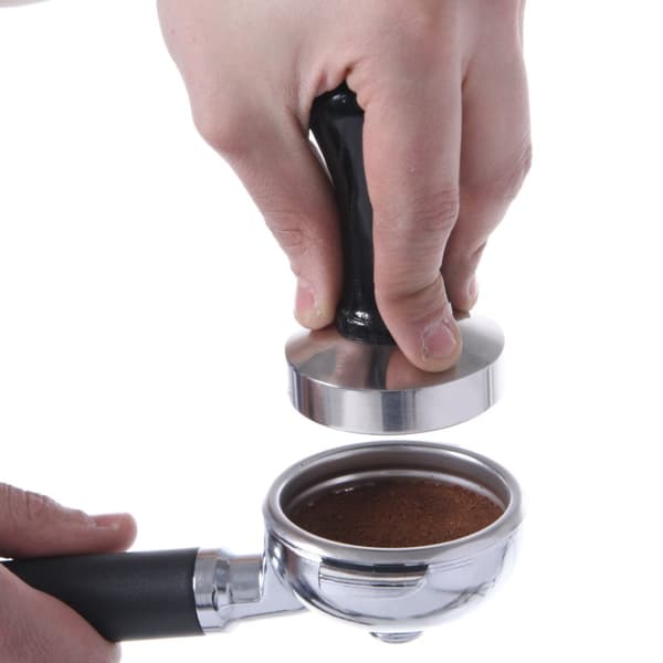 Peukalo kahvin tiivistämiseen portafilter-espressokeittimeen, halkaisija. 58mm - Hendi 208731