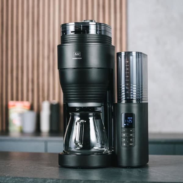 Suodatinkahvinkeitin integroidulla jauhimella MELITA AromaFresh II Glass Basic 1030-06