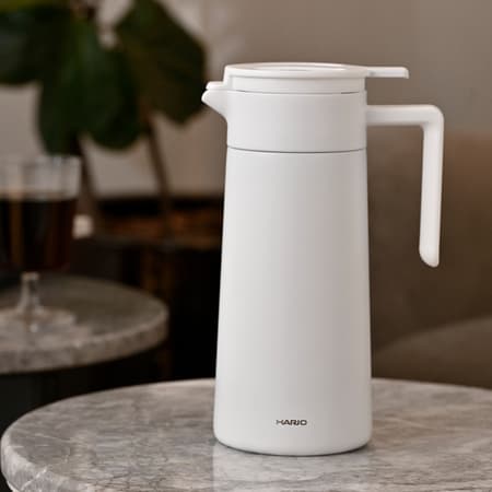 Hario - Termisk server med keramisk beläggning, vit, 800ml