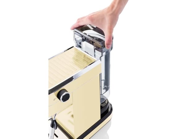 ETA Storio 6181 90040 - Kaffemaskin med mjölkskummare - 20 bar - beige