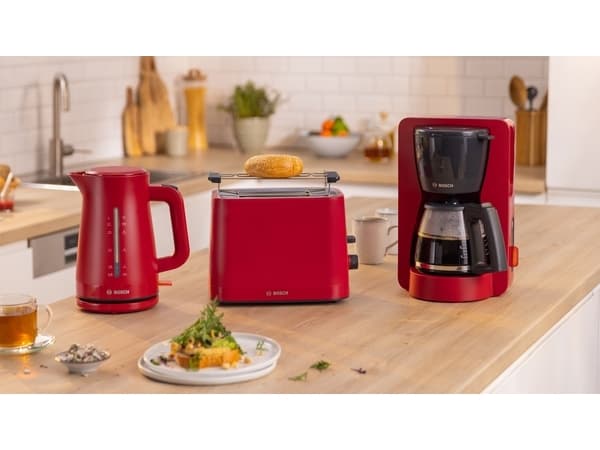 Bosch MyMoment TKA3M134 - Kaffemaskin - 10 kopper - rød
