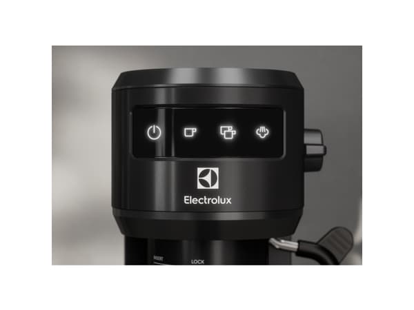 Electrolux 910 003 706 E6EC1-6BST, Espressomaskin, Kaffekuddar, Malat kaffe, 1450 W, Svart, Rostfritt stål