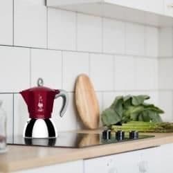 BIALETTI Italiensk Mocka induktion kaffebryggare 4 koppar - Röd