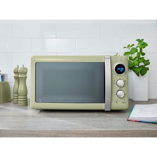 Retro frukostset - SWAN - 1,8 l vattenkokare, 2-skivors brödrost, 20 l mikrovågsugn - grön