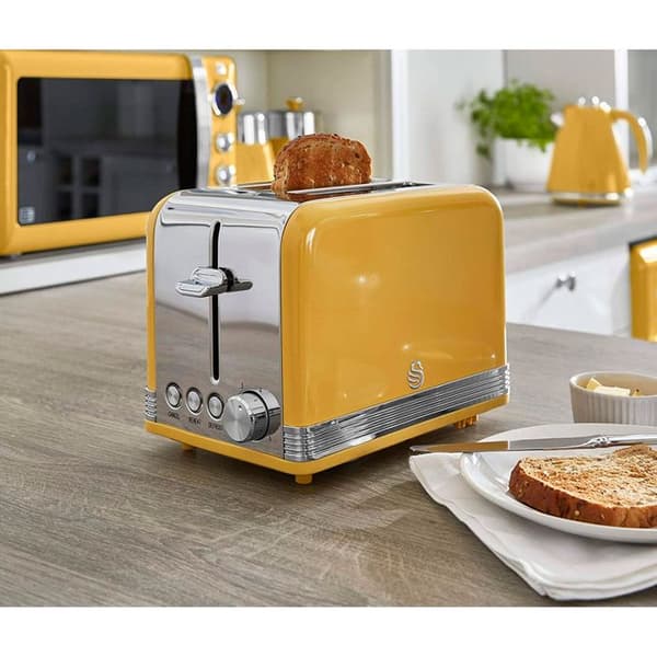 Retro Set Petit-Frukost Vattenkokare 1,8L Trådlös, Brödrost 2 Stora Skivor SWAN STP7050YELNEU 850W Gul 57928