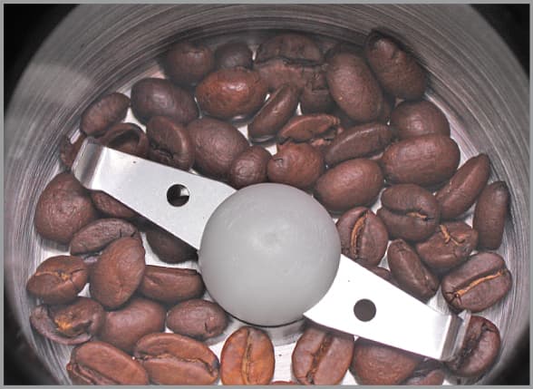 Trisa Macinino Caffè, 150 W, 230 V, 62 dB, 800 g, 80 mm, 100 mm
