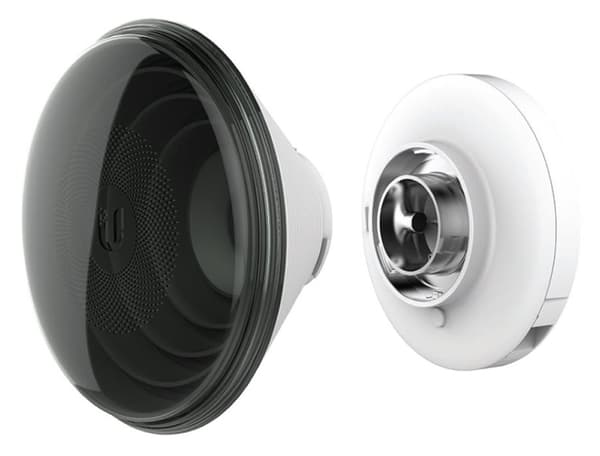 Ubiquiti IsoStation network antenna 14 dBi