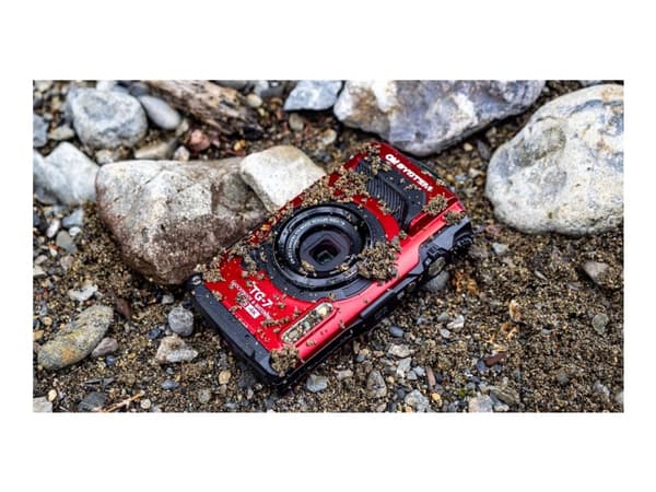 OM Digital Solutions Tough TG-7 1/2.33&quot; Compact camera 12.7 MP CMOS 4000 x 3000 pixels Red