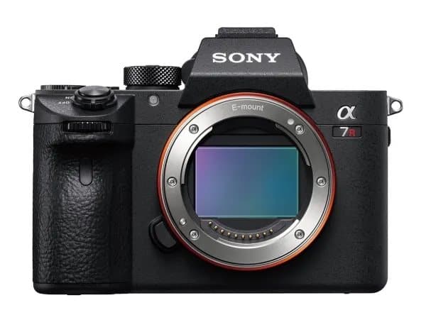 Sony ILCE-7RM3A A7R III med 35 mm fullformatssensor | Sony | Kamera med 35 mm fullformatssensor | ILCE-7RM3A Alpha 7R III | Spegellöst kamerahus | 42