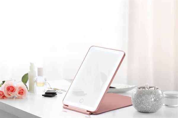 UNIQ sammenleggbart oppladbart forfengelighet LED-speil - reisespeil - rosa