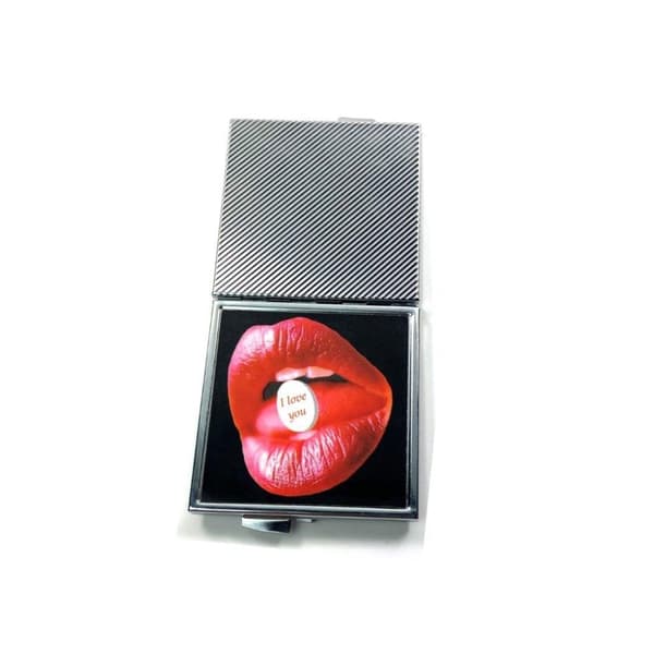Hot Lips pocket mirror black