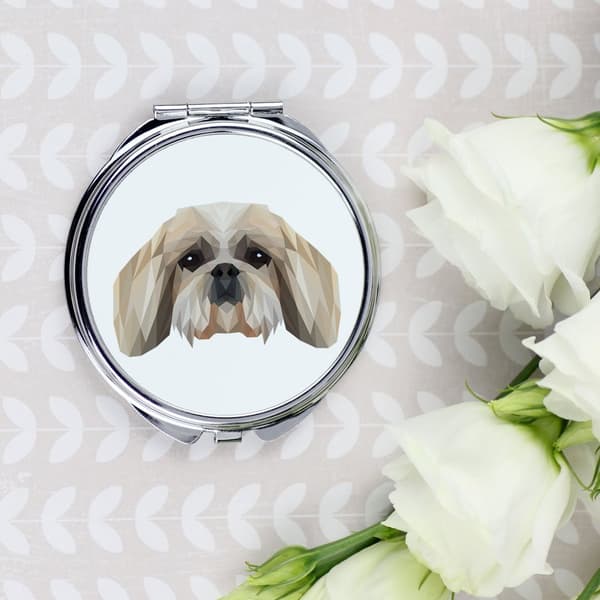 Shih Tzu, Shi tsu, Shi-Tzu, Szi-cu, Szitzu - et spejl med et foto og en geometrisk inskription af Art-Dog