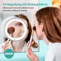 Miniatyrbild 6 av 11: EMKE sminkspegel med LED-belysning (6000K) - 5x förstoring, 360° vridbar, hållbar sugkopp, resevänlig