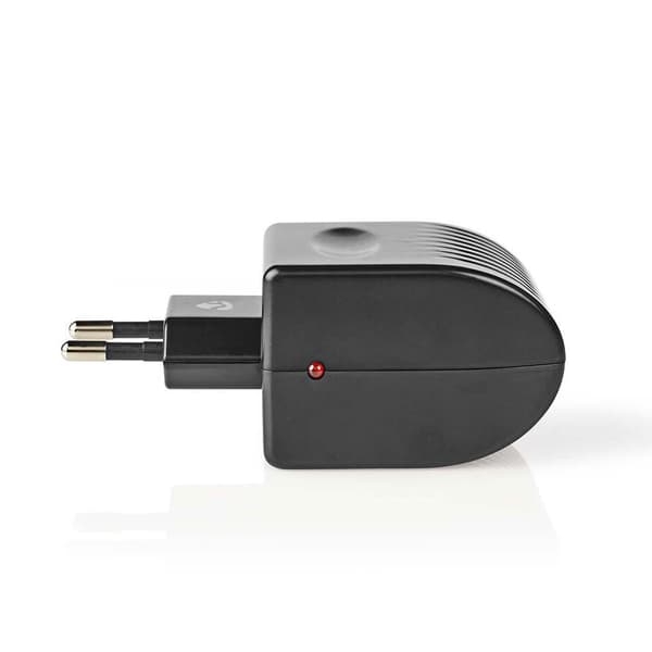 Nedis Spenningsomformer 220V - 12V
