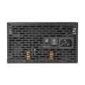 Miniatyrbillede 2 af 6: Strømforsyning THERMALTAKE Toughpower GF3 1000 W 80 Plus Guld – Kraftfuld og effektiv strømforsyning til din computer.