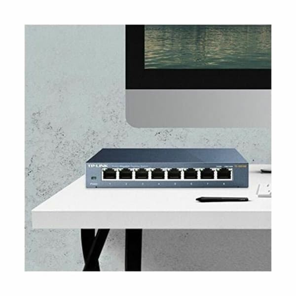 Nätverksomkopplare TP-Link TL-SG108 8P Gigabit Auto MDIX - Effektiv och pålitlig nätverksomkopplare för snabb dataöverföring.