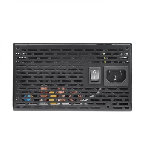 Strømforsyning THERMALTAKE Smart BM2 750 W 80 Plus Bronze - Effektiv og pålidelig strømforsyning til din computer.