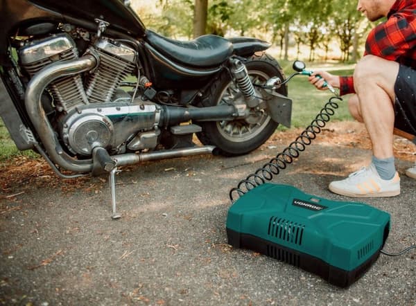 VONROC Bärbar kompressor 1100W - 8 bar | Oljefri 180 l/m - Inkl. 11 tillbehör