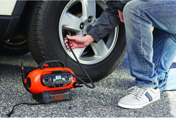 Black & Decker BDCINF18N-QS luftkompressor 160 l/min AC/cigarr tändare
