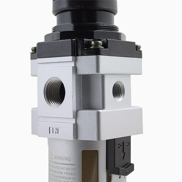 Reducer med filter til trykluft med en stærk trykmåler 1/2"