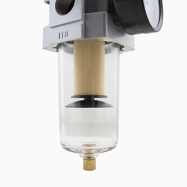 Reducer med filter til trykluft med en stærk trykmåler 1/2"