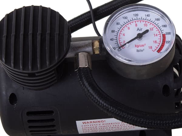 12v Luftpump / Pump / Luftkompressor - 300 PSI - Till bilen
