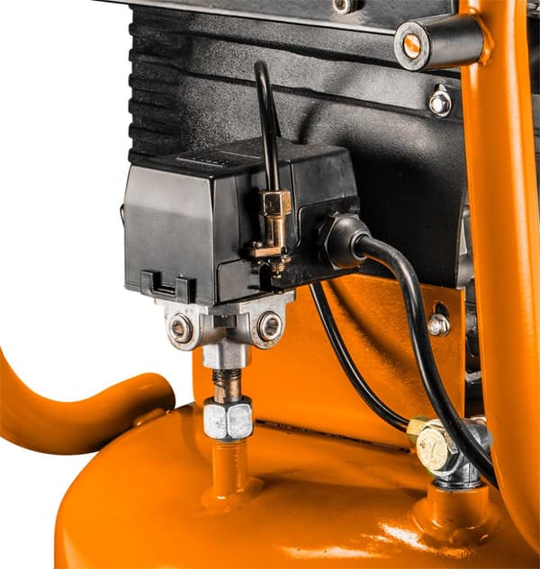 Vertikal oljekompressor 40l, 230V