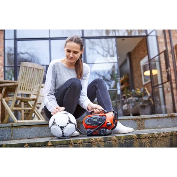 Black & Decker BDCINF18N-QS luftkompressor 160 l/min AC/Cigarettändare
