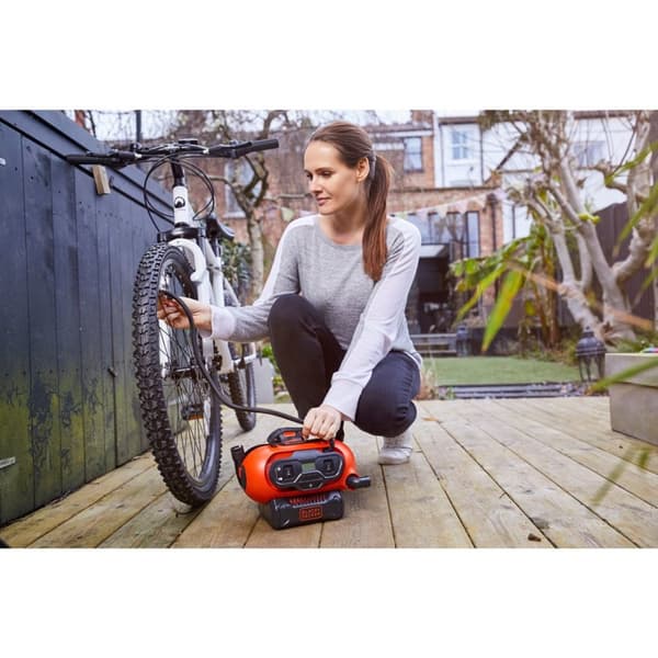 Black & Decker BDCINF18N-QS luftkompressor 160 l/min AC/Cigarettändare