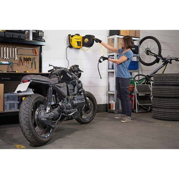 Stanley Kompressor - 8215400STN724 - WALLTECH Väggmonterad kompressor Gul