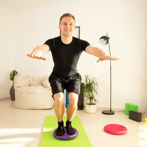 Relaxdays Luftkudde med piggar 33 cm luftpump balansfitness diskbalanskudde, röd