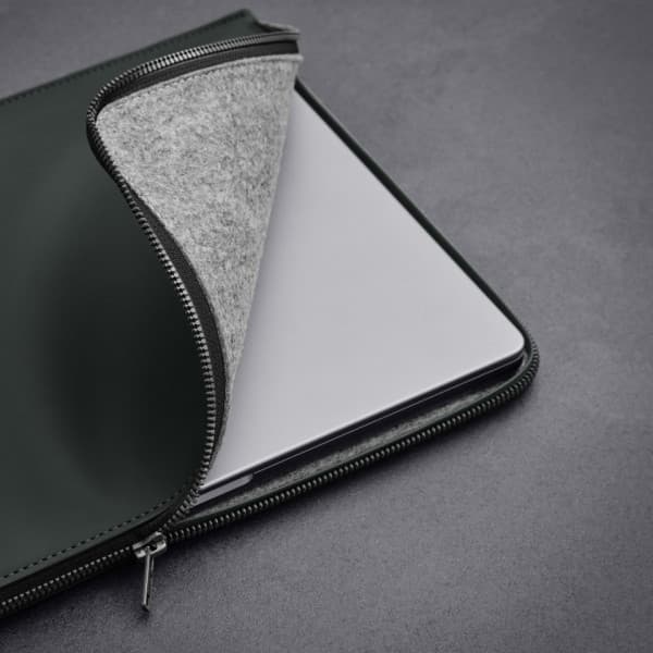 Woolnut Coated Folio -suojatasku 16" MacBook Pro, vihreä