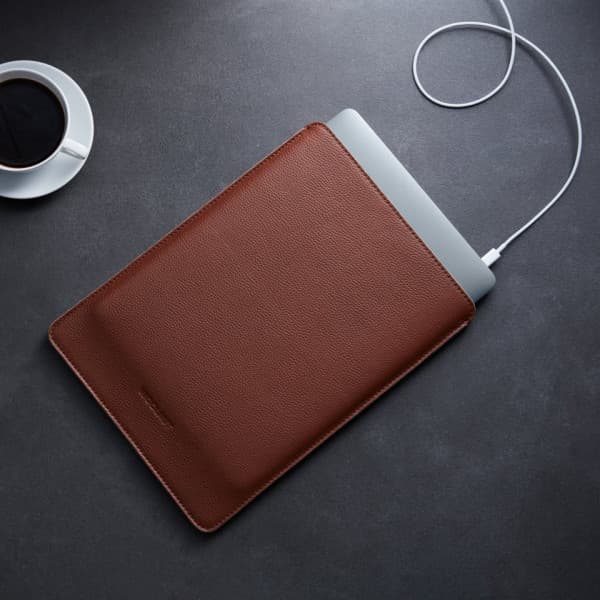 Woolnut lædertaske - beskyttelsesetui til 13" MacBook Pro & Air, cognac
